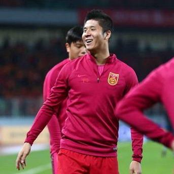 媒体热议崔康熙去留,下不下课,俱乐部表态是关键?媒体人发声,谁说了算? 媒体热议崔康熙去留,下不下课,俱乐部表态是关键?媒体人发声,谁说了算?