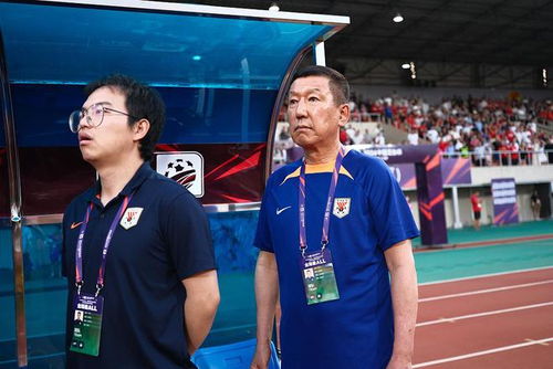 崔康熙领队回应，完全不知道是否听到现场球迷声音，引发球迷热议