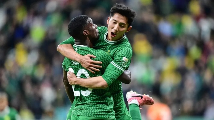 中超风云再起!国安2-1逆转海港,法比奥扳平比分,林良铭建功助球队升至第三 中超风云再起!国安2-1逆转海港,法比奥扳平比分,林良铭建功助球队升至第三