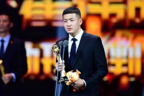 2018赛季中超金哨张雷或再执掌大局,海港vs国安焦点战悬念再起 2018赛季中超金哨张雷或再执掌大局,海港vs国安焦点战悬念再起